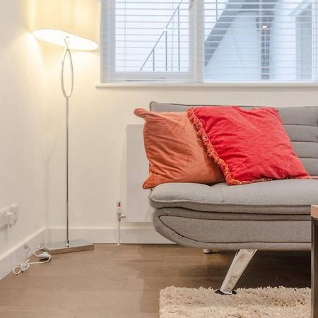 Апартаменты Modern Flat In The Heart Of West Лондон Экстерьер фото